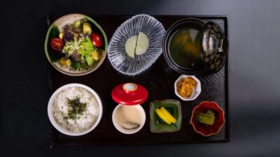 糖尿病の食事療法の基本 ― 無理なく続けるコツを糖尿病内科専門医が解説のアイキャッチ画像