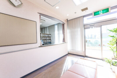健診で「尿酸値が高い」と言われたら ― 痛風になる前にできることのアイキャッチ画像